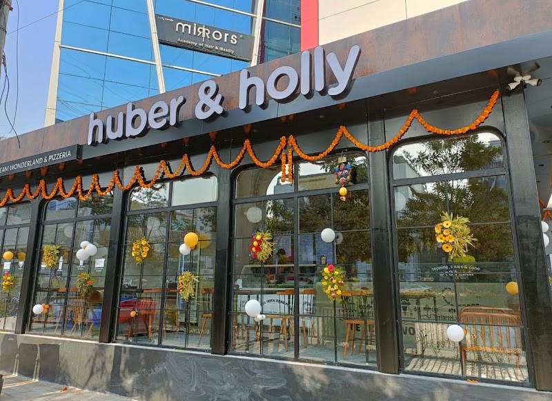 Huber & Holly - Hi-Tech city