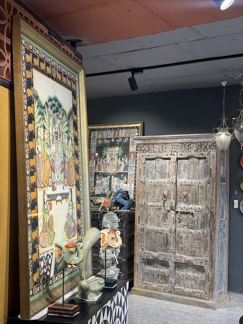 The Artisania - Furniture, Home Decor & Lighting