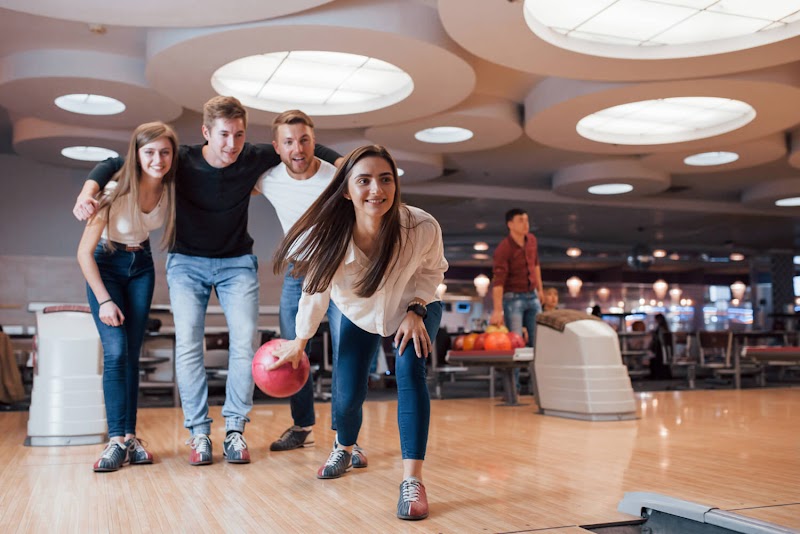 Gallivant Bowling and Gaming
