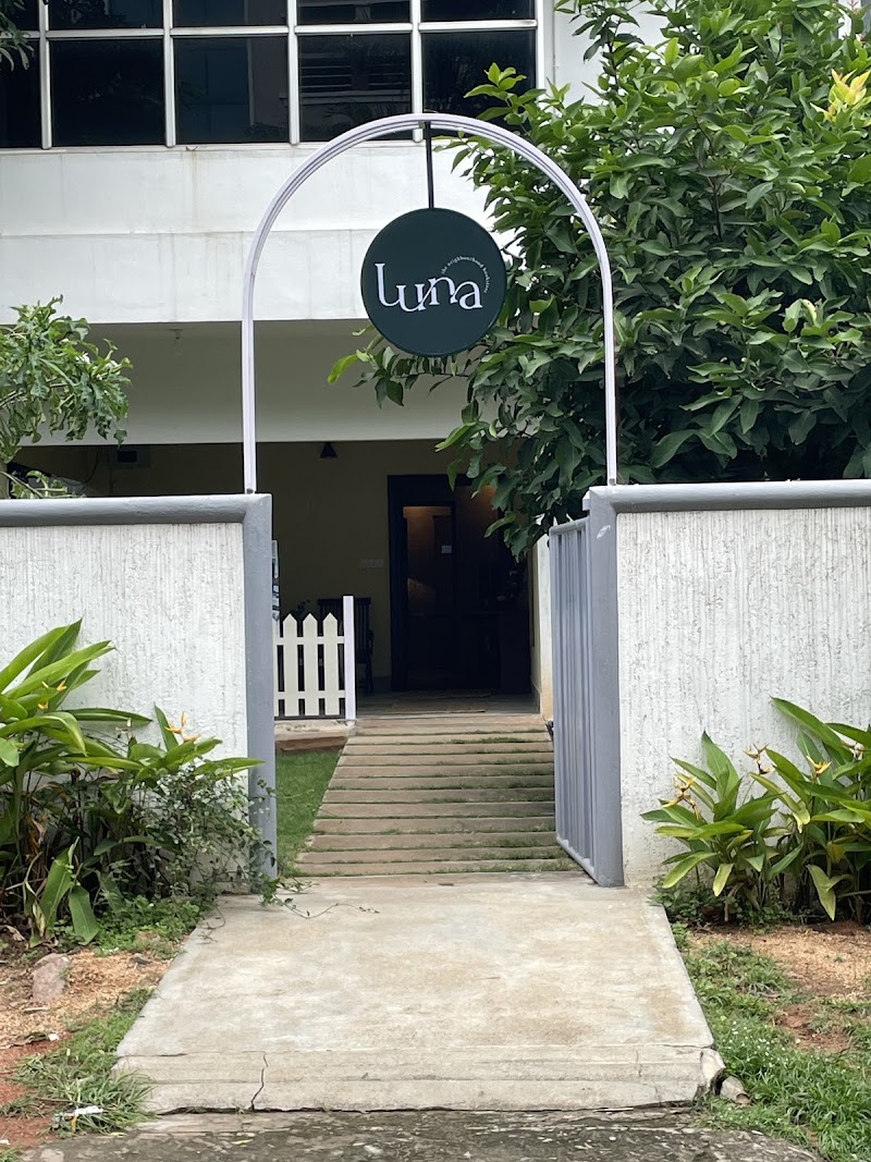 Luna Books