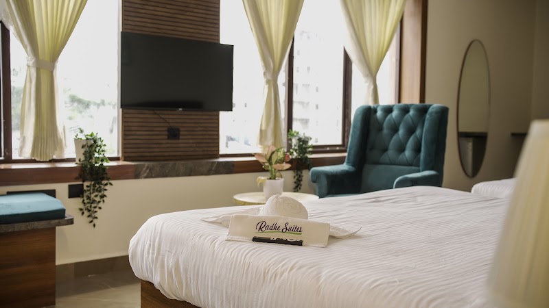 Radhe Suites