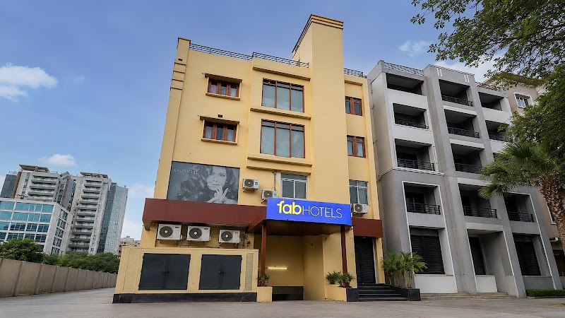 FabHotel Prestige Lake Ridge