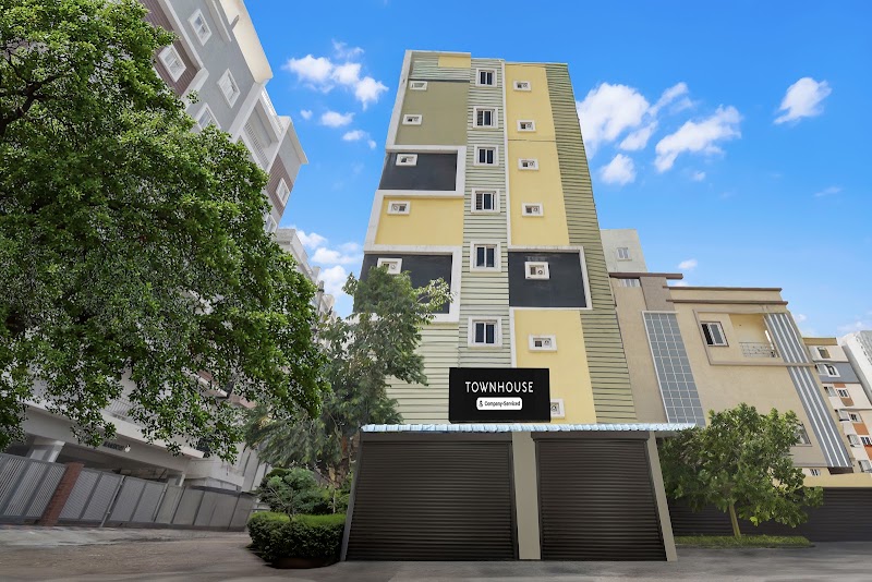 Super Townhouse by OYO Hitech City Madhapur