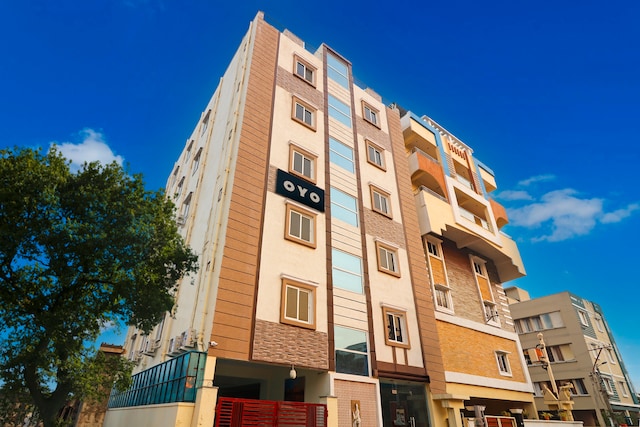Hotel DSR Inn